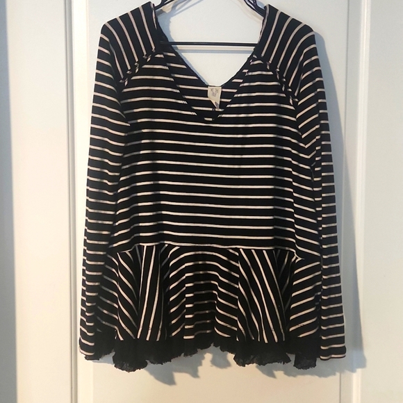 We The Free knit long sleeve. Black and white. Small. Lace on bottom. Distressed - Picture 1 of 5